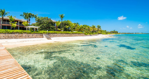 Beachfront Northside Condo Northern Lights 4