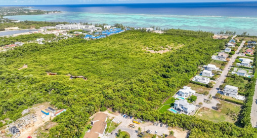 Landmark South Sound Beachfront Acreage (21.5 Acres)