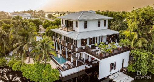 One Love - Deckhouse At The Ritz- Carlton