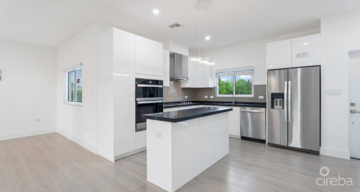 Yarl 3 Bed, 3 Bath Townhome #88 (end Unit)