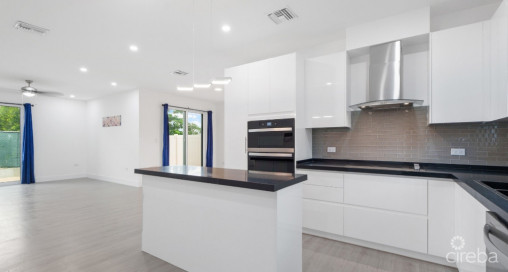 Yarl 3 Bed, 3 Bath Townhome #88 (end Unit)