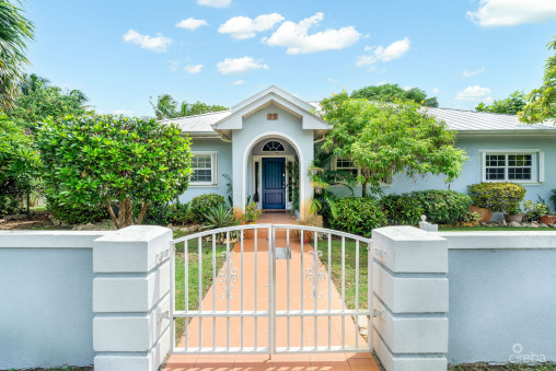 Mulberry Drive 35, South Sound Home