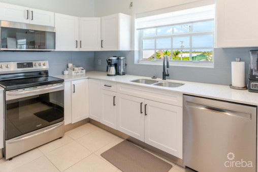 Castaway Cove Luxury Unit