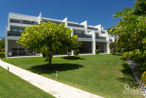 Vela 4bed  Newest Phase & Newly Painted