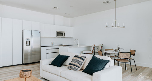 6 Sunset Point- Amazing, Oversized 1 Bed/ 1.5 Bath Condo