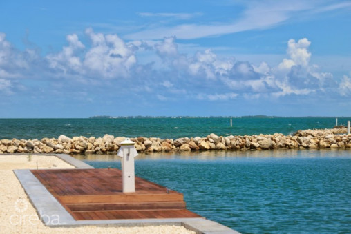 Diamond's Edge Oceanfront Acreage Estate Lot