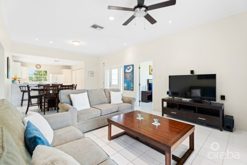 Spacious 3 Bedroom Apartment In South Sound!