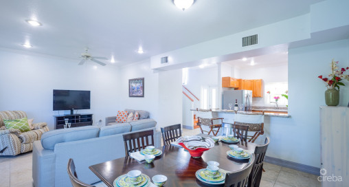 Near Everything 2 Bed 2.5 Bath At Triumph Village Condo In Gt