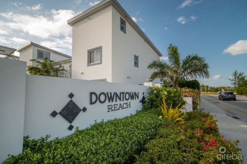 2 Bed Townhouse Downtown Reach