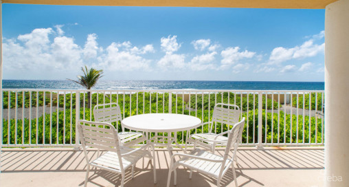 South Shore Spacious 3 Bedroom Seafront Penthouse