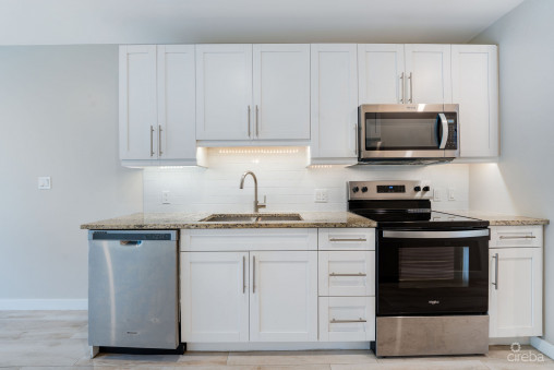 Downtown Reach - Ground Floor - One Bedroom