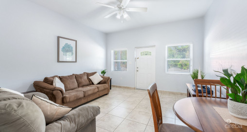 #25 Executive Suites, Prime Location  1 Bed Middle Unit