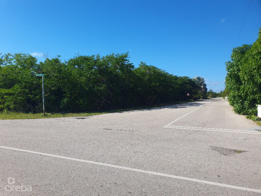 Midland Acres Lot #183