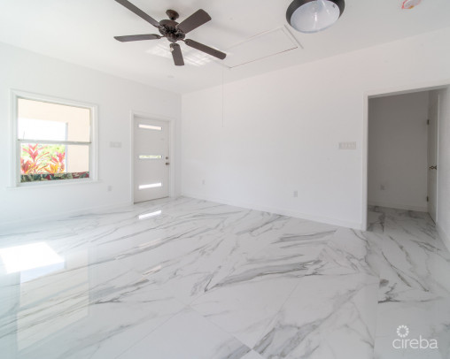 Lovely  Family Home - Lookout Gardens