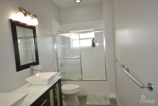 Mangrove Point 2 Bedroom Cottage With Boat Slip