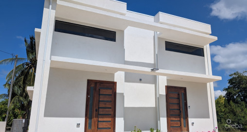 Fleetwood Estate  Villa