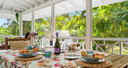 Lahala Treehouse Cottage