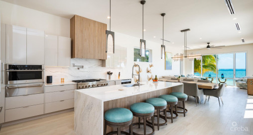 Stunning Seaside Sandy Beach Villa In East End