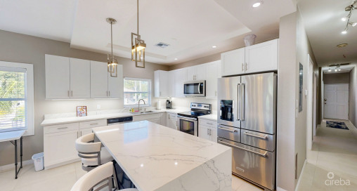 Bonnie's Arch 2 Bed Oceanview Condo