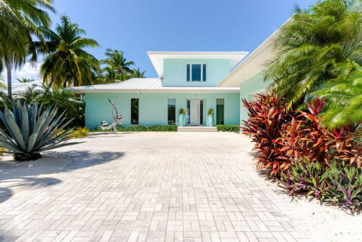 Kool Kai, Cayman Kai