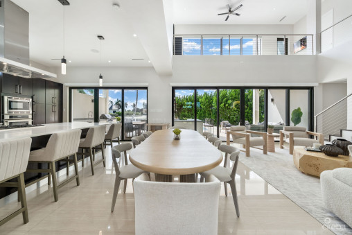 Daum Quay 12, Crystal Harbour Canal Front Home