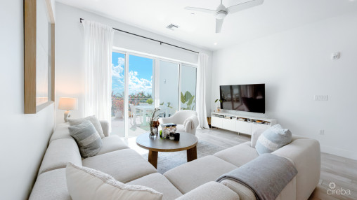 Aura #303 - Oceanfront 2 Bed Plus Den Townhouse Residence