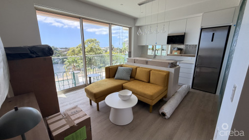 One Gt  Move In Now! Amazing 8th Floor Nw Views