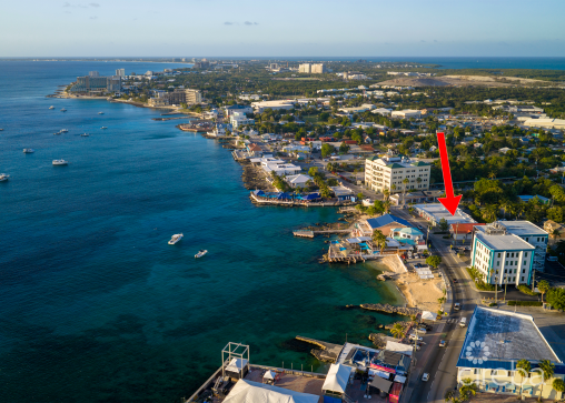 Dockside - Excellent Corner On Mary St & Waterfront