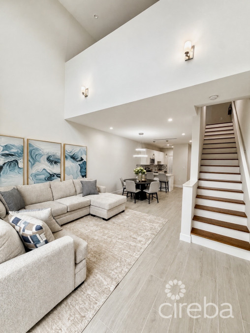 Spacious & Modern 3 Br Townhome - Excellent Location!