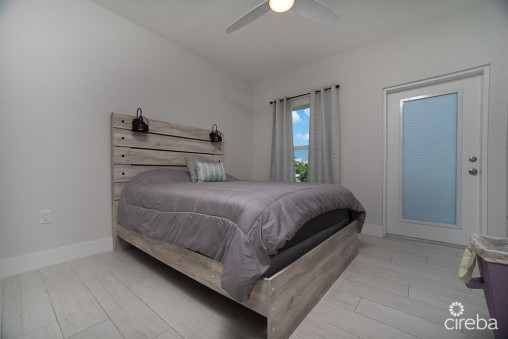 2 Bed 2 Bath Condo 61 West
