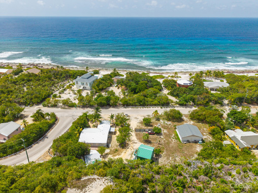 12% Roi - Income-producing Multi-unit Property  Fully Occupied - Cayman Brac