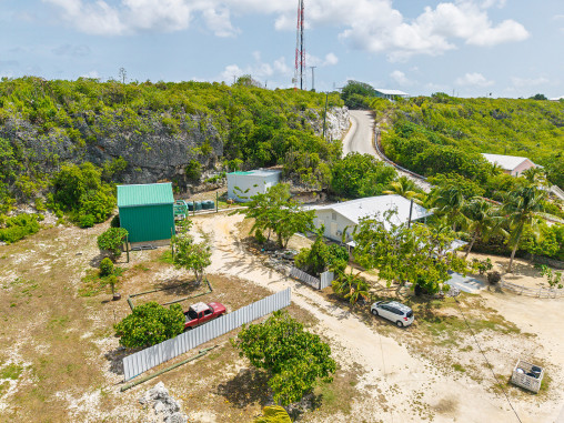 12% Roi - Income-producing Multi-unit Property  Fully Occupied - Cayman Brac