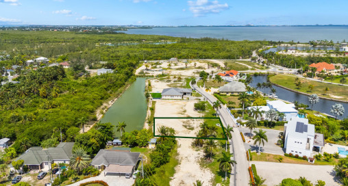 Fantastic Sunrise Landing Lot (lake View 0.25 Acre)